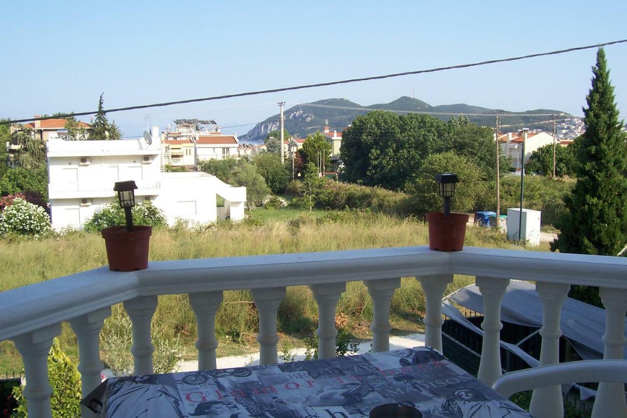 Christina'S House Apartment Nea Iraklitsa Bagian luar foto