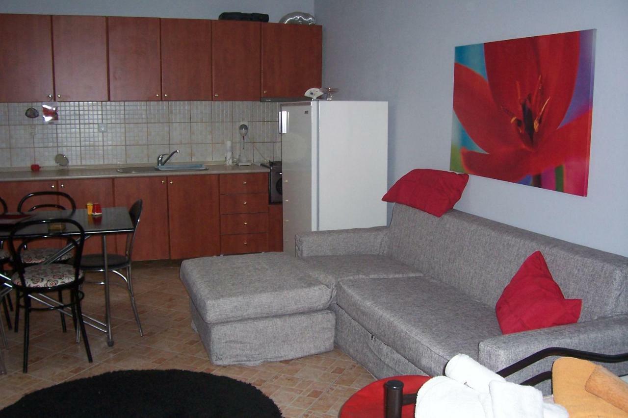 Christina'S House Apartment Nea Iraklitsa Bagian luar foto